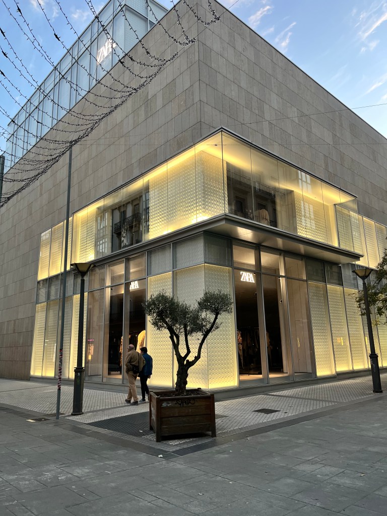 Tienda Zara mercado san martin Donosti