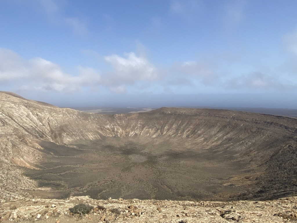 Volcan caldera Blanca desde crater