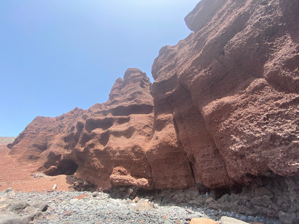 contraste en playas de Lanzarote