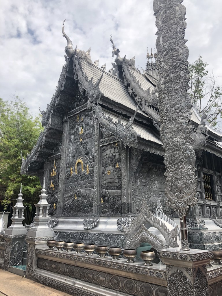 Wat Sri Suphan - templo de plata